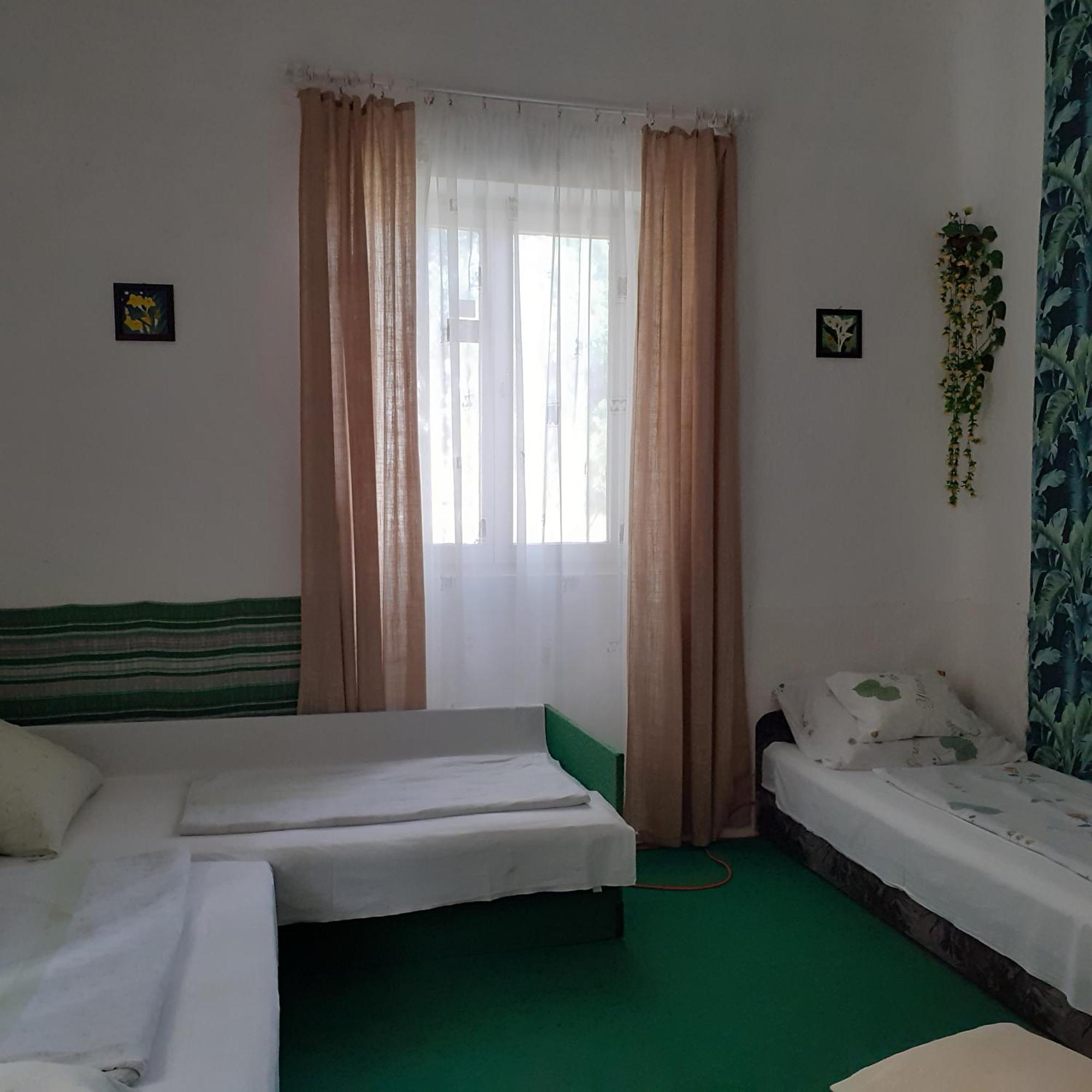 Marika Vendeghaz Apartment Abádszalók Стая снимка